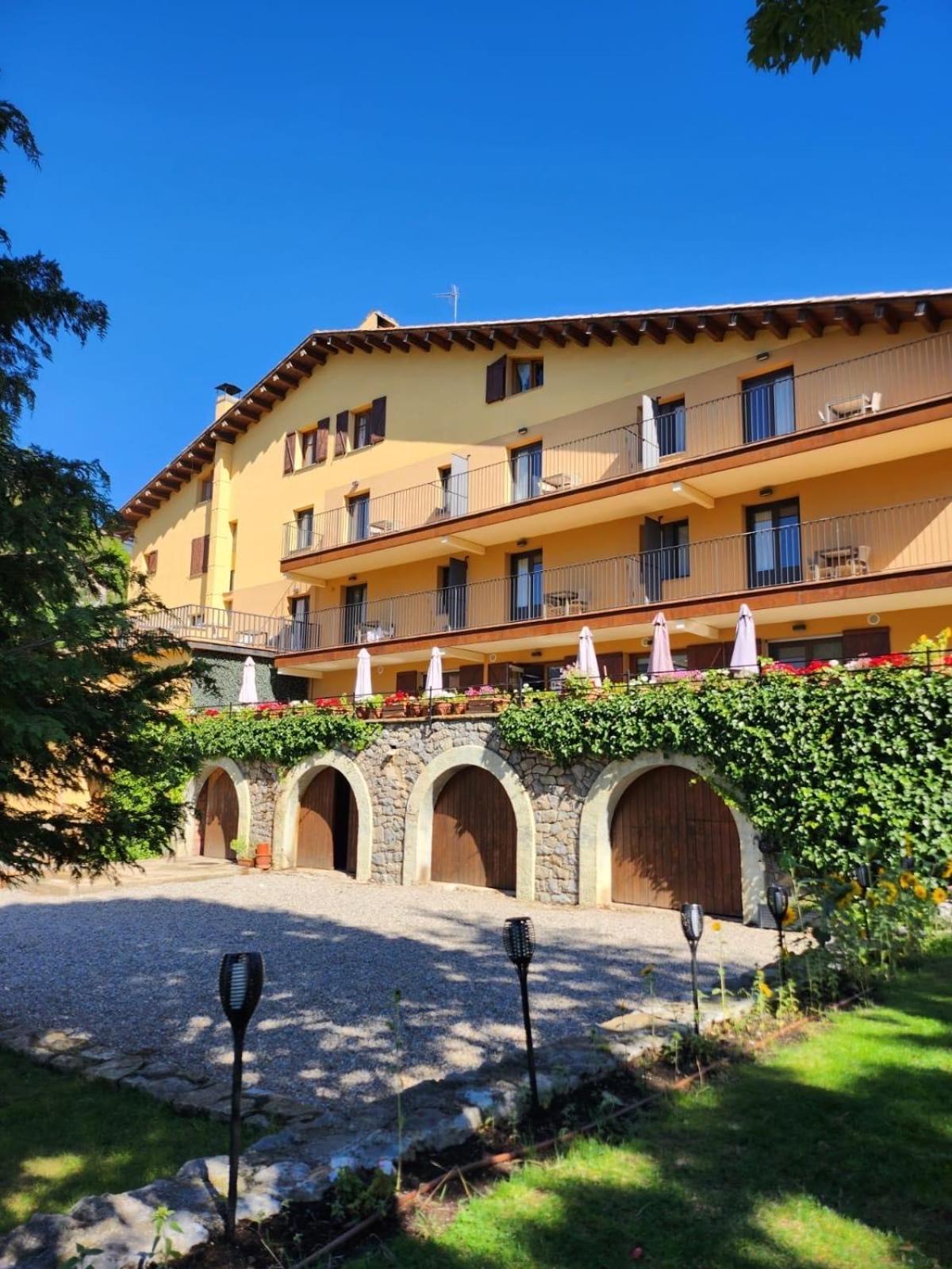 Hostal Cal Franciscó Gósol Exterior foto