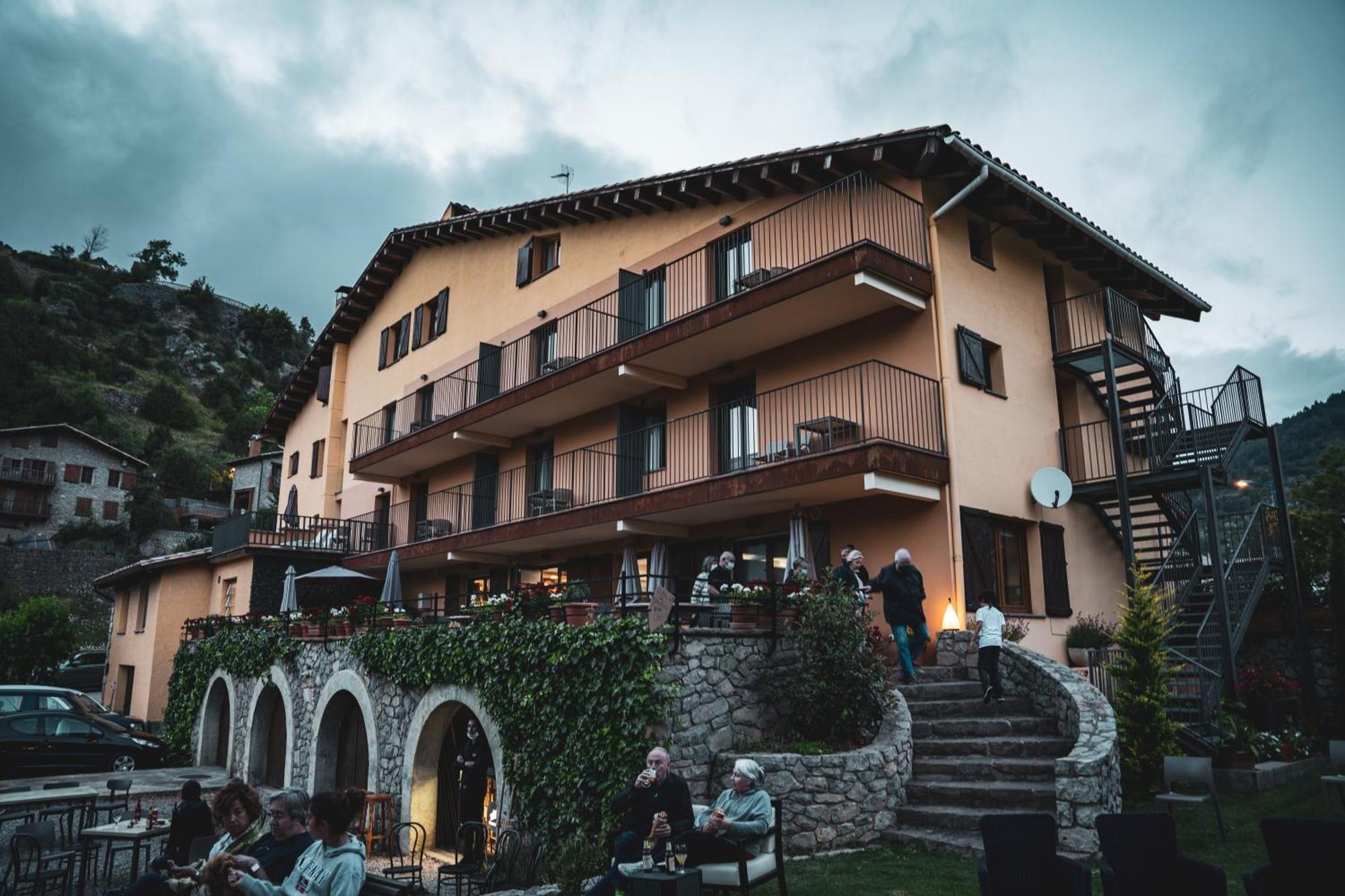 Hostal Cal Franciscó Gósol Exterior foto